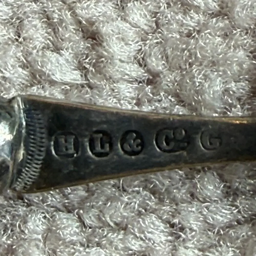 HL&Co elegant antique